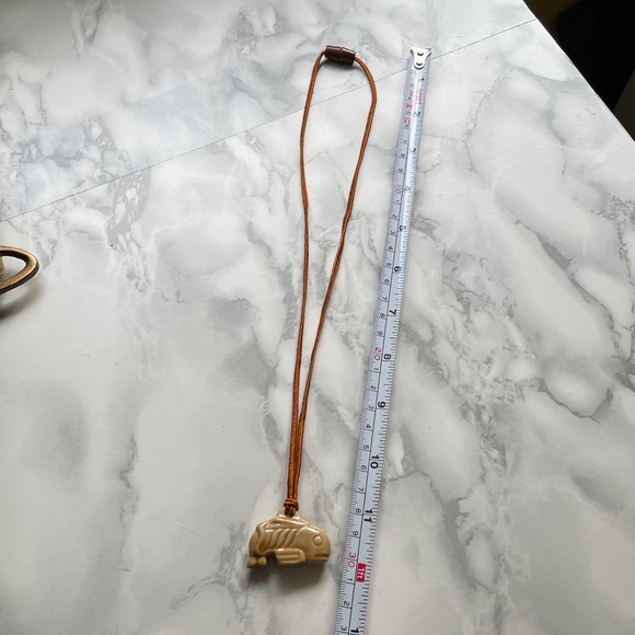 Rare Vintage Free Willy Mystical Promo Whale Pendant Necklace - Picture 4 of 7